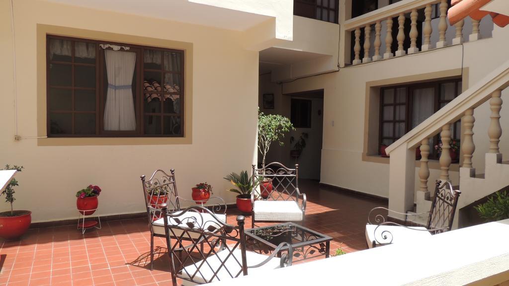 B&B Santa Cecilia ซูเกร ภายนอก รูปภาพ