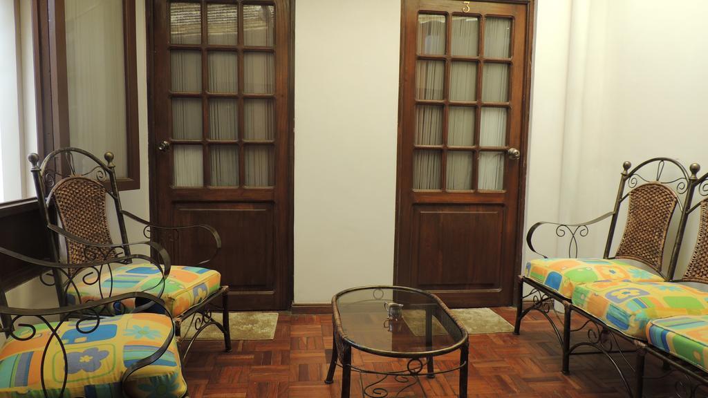 B&B Santa Cecilia ซูเกร ภายนอก รูปภาพ
