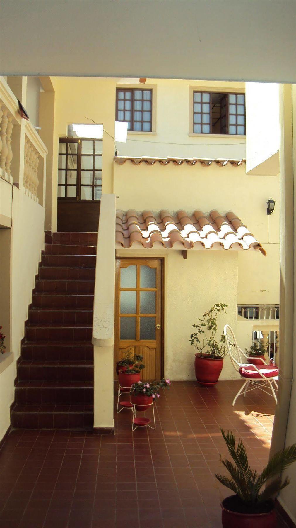 B&B Santa Cecilia ซูเกร ภายนอก รูปภาพ